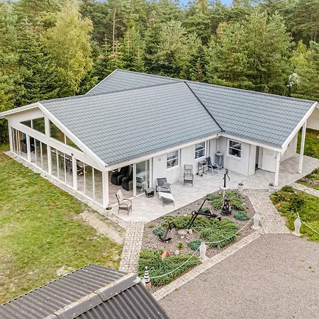 Large, Lovely Holiday On Balka * Neksø
